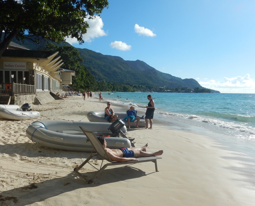 Seychellen-Bucht-b