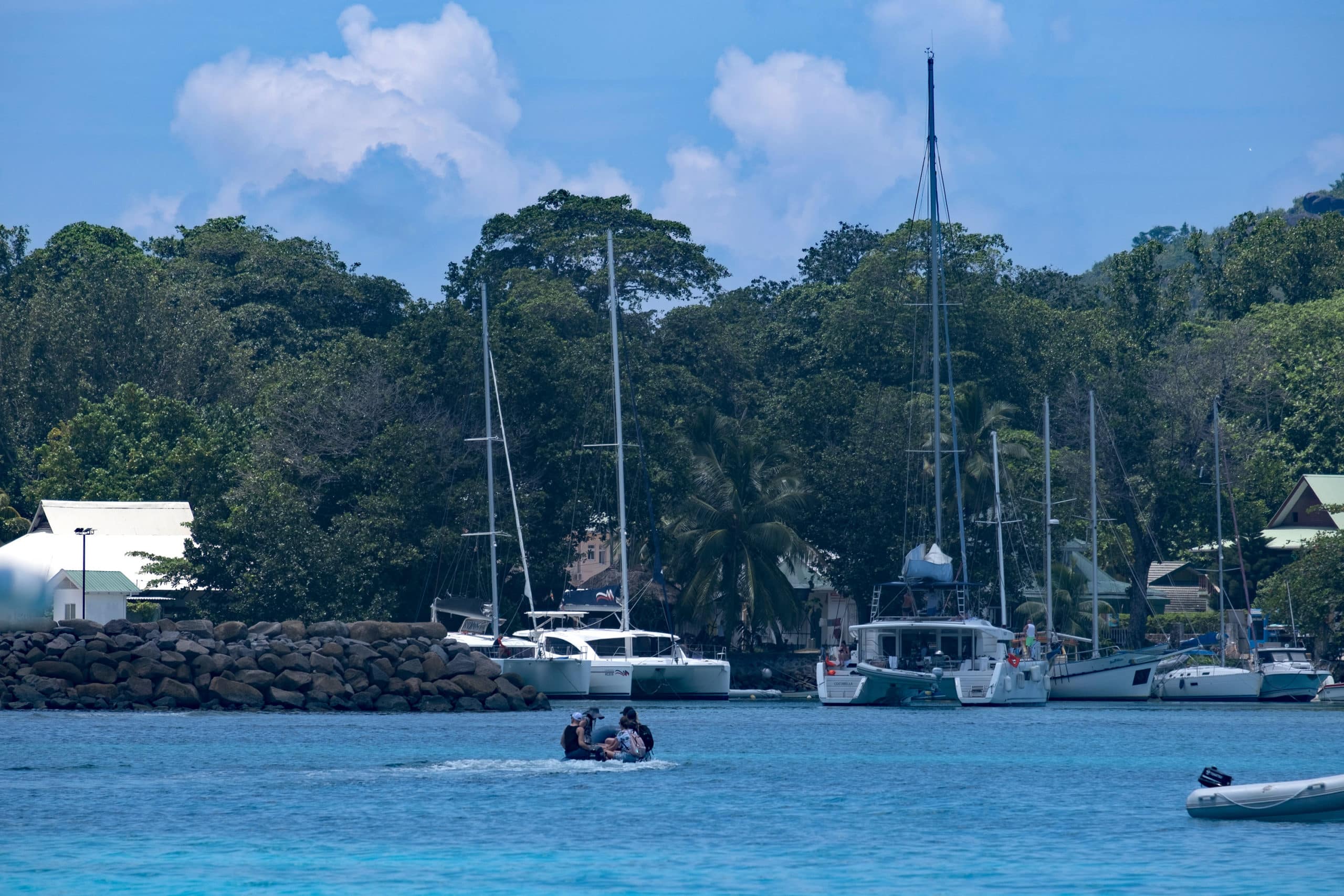 WEB-Seychellen-2022-Anlanden-LaDigue
