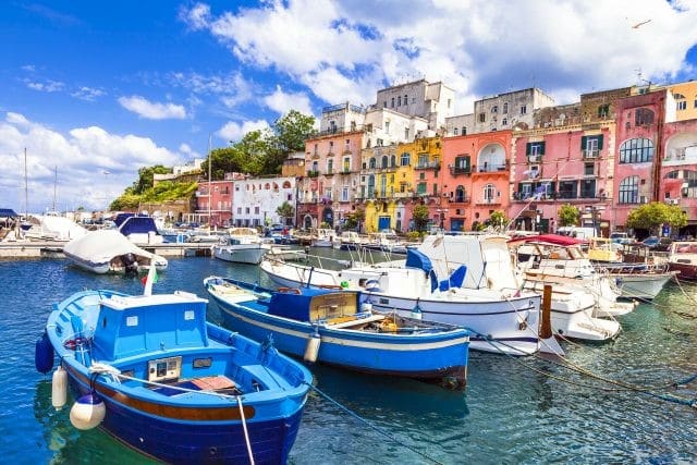 DYC-Italy-CapriDream-Harbour