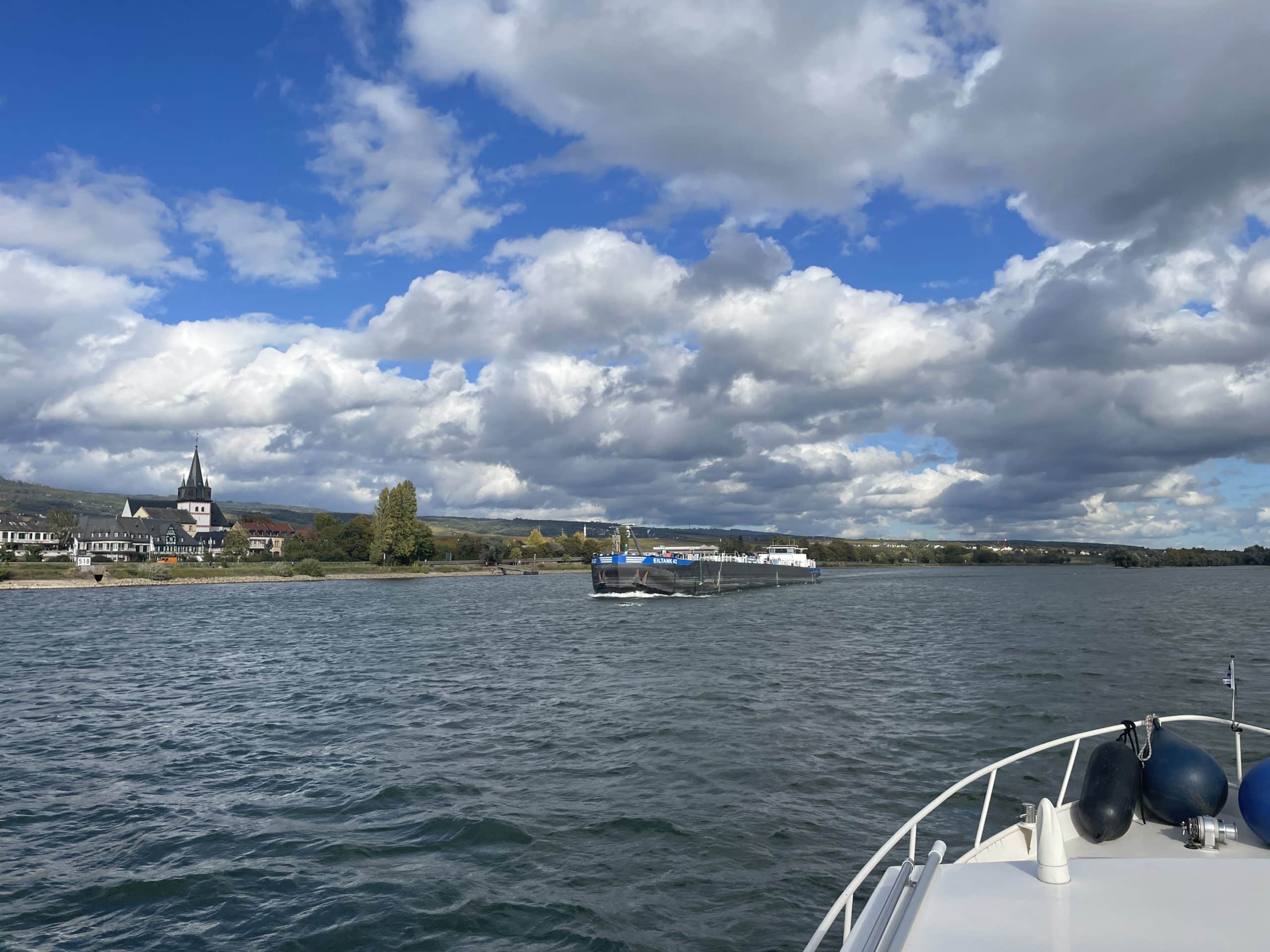 Oberhalb von Bingen