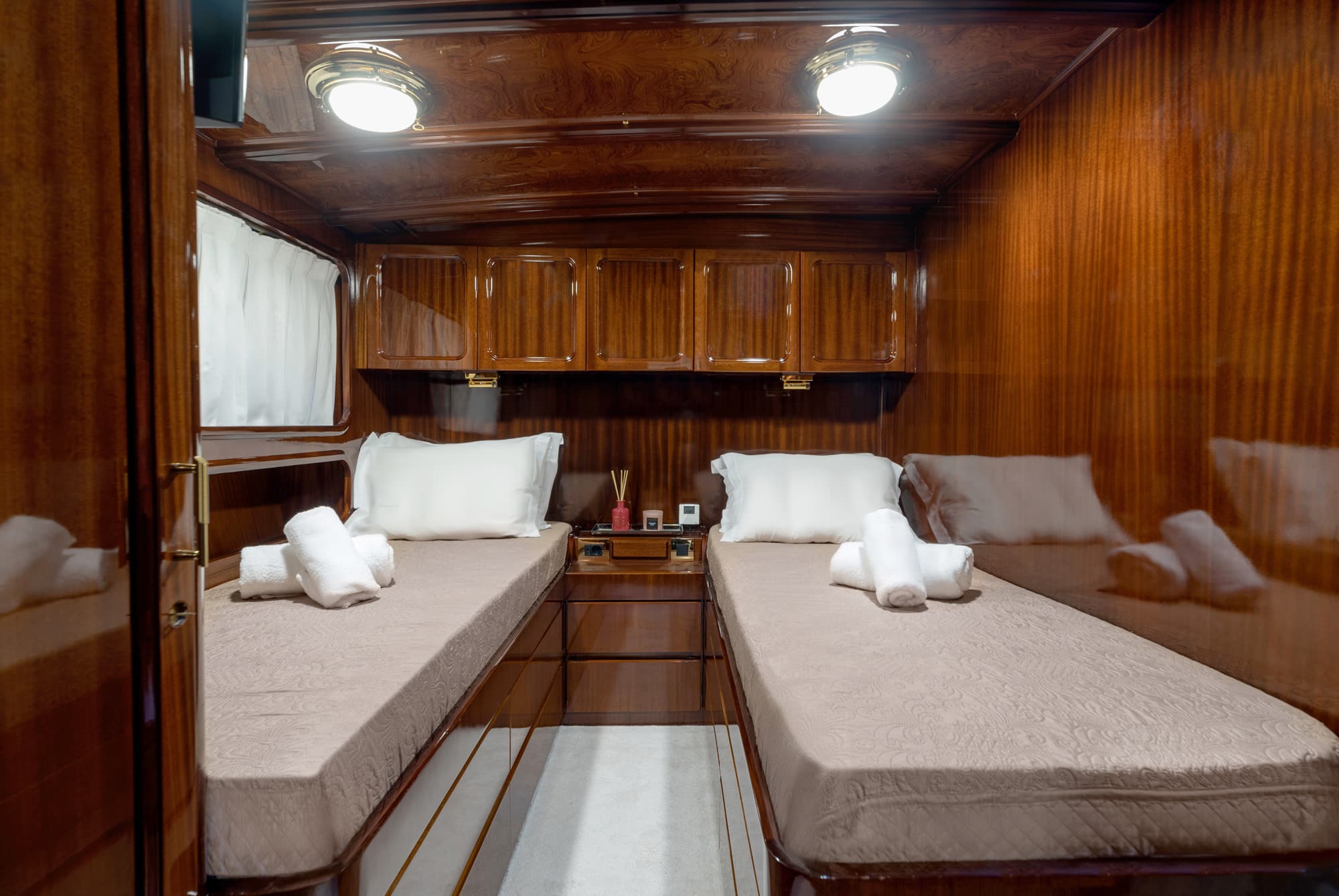 WEB_SPIRIT-L-twin-cabin